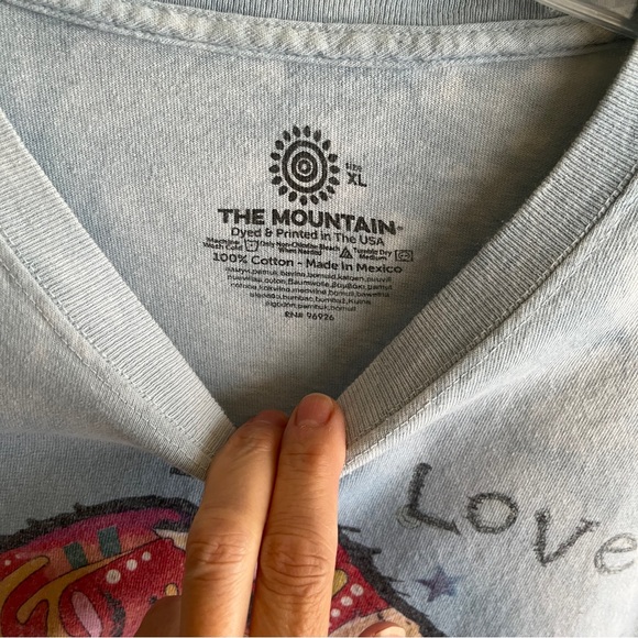 The Mountain Dog Is Love Tee Size XL - Picture 3 of 5